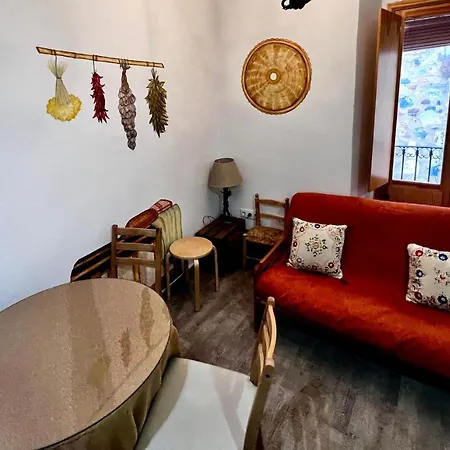 Plaza De Santiago- 1 Hab * Caces